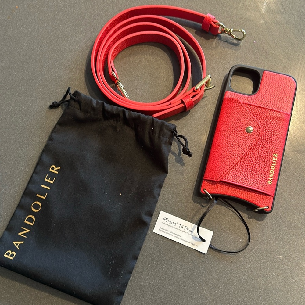 Bandolier Hailey iphone 14 Plus case and strap